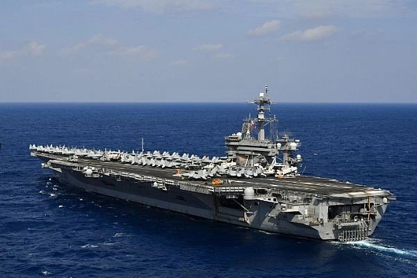 Three scenarios could cause the US and China to `compete` militarily in the East Sea
